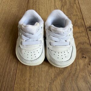 Baby Newborn Nike Force 1 CB 'Triple White' Sneakers Shoes size 1c